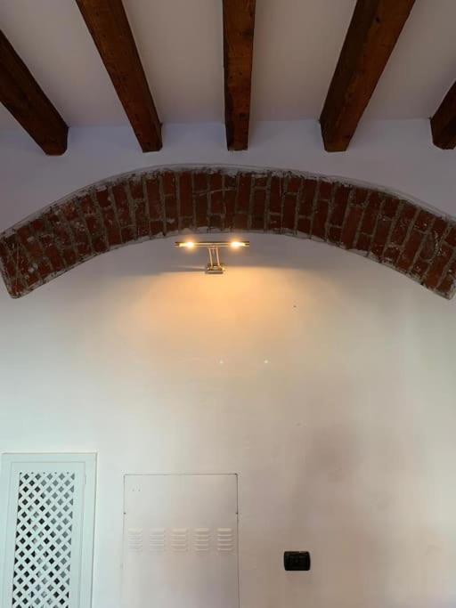 La Casetta Di Via Verona Milaan Buitenkant foto